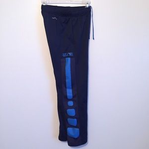 Nike Bottoms - Boys Nike therma fit sweatpants Nike Bottoms - Boys Nike therma fit sweatpants